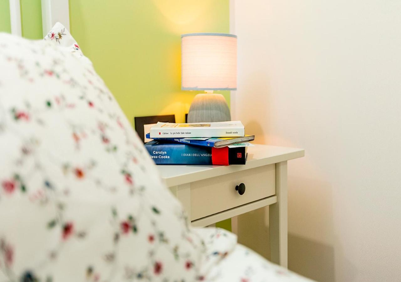 B&B Vico Milano 18 Naples Luaran gambar