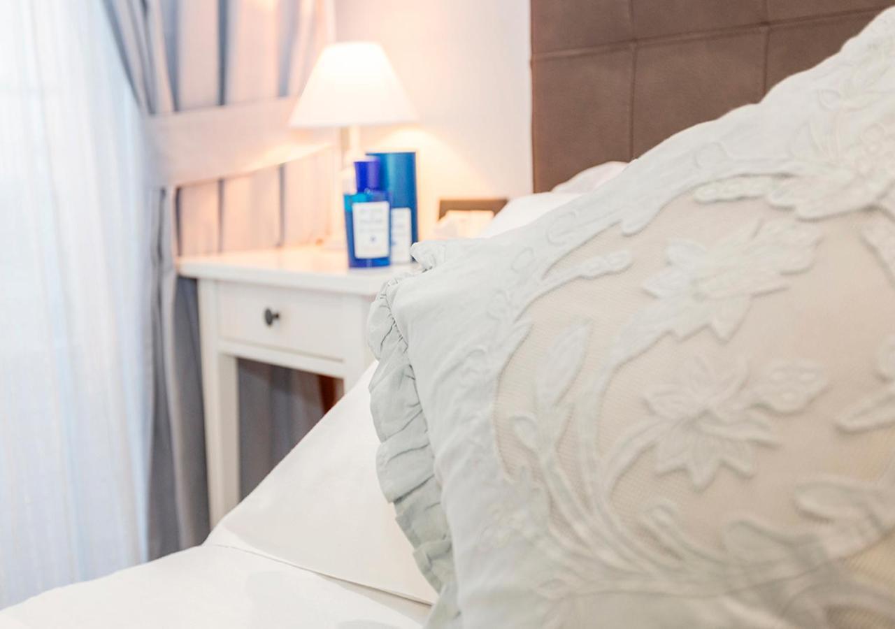 B&B Vico Milano 18 Naples Luaran gambar