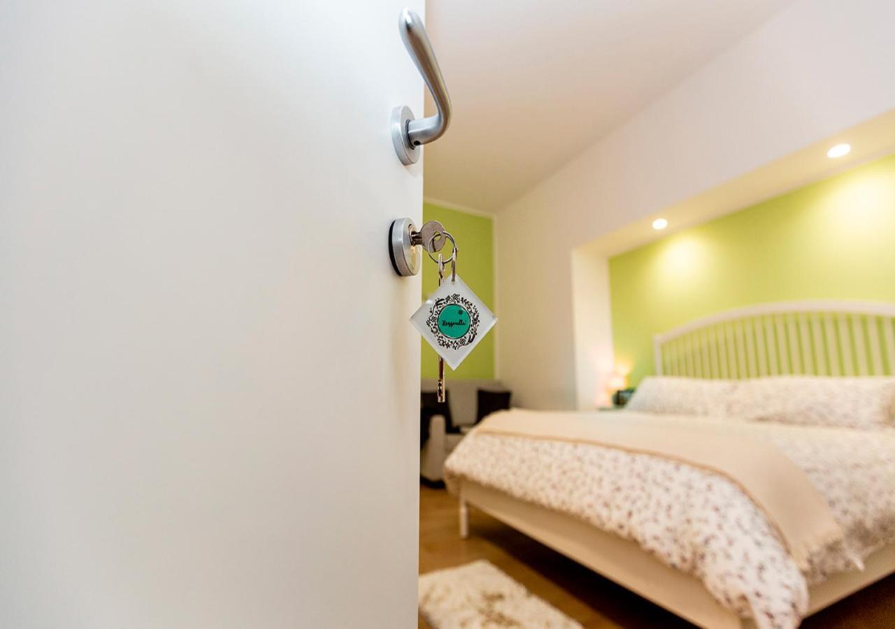 B&B Vico Milano 18 Naples Luaran gambar